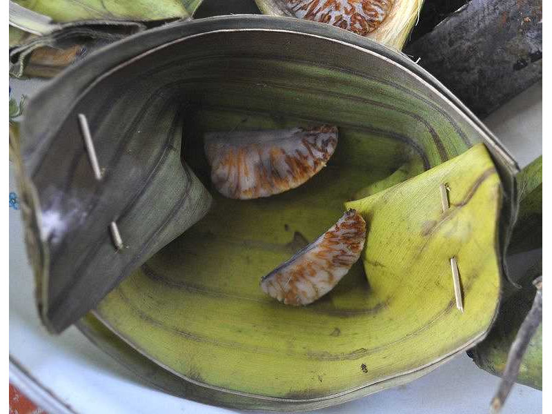 -kojong-pinang slices